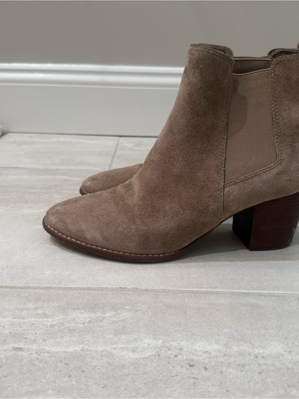 Madewell Taupe Suede Chelsea Ankle Boots